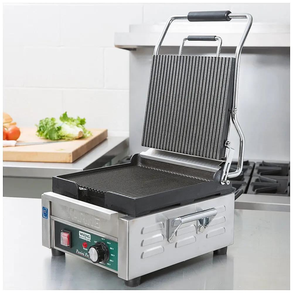 Waring WPG150 Grelha Panini Sulcada Topo e Base 110V 1800W Superfície 25x24 cm