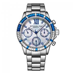 Relgio Stuhrling 39mm com mostrador prateado e pulseira de ao inoxidvel prateada.