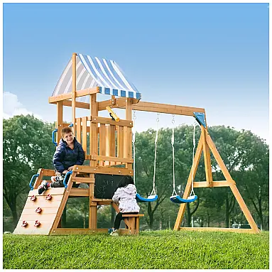 Playground Infantil de Madeira com