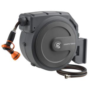 Mangueira de Jadim 39M com Enrolador Retrátil, Trava, Sistema de Retorno Lento e Suporte Giratório de 180, Giraffe Tools, Cinza Escuro