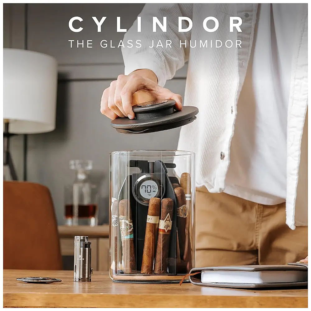 Umidor CASE ELEGANCE Cylindor Pote de Vidro Preto com Tampa em Freixo Suporta 25-35 Charutos — foto 2