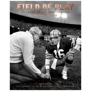 Field of Play 60 anos de fotografia da NFL, Capa Dura em Inglês, 296 Paginas, Branco