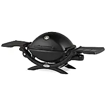 Q1200 Churrasqueira a Gás Portátil com Mesa Auxiliar 8500 BTU serve até 3 Pessoas, WEBER 51010001, Preto