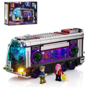 Ônibus Futurista FUNWHOLE Cyberpunk Preto com Iluminação LED, 605 Peças, 2 em 1 Voador e Terrestre, Modelo F9060