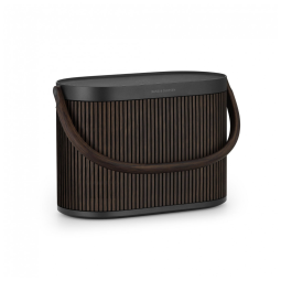Caixa de som portátil Bluetooth Bang & Olufsen Beosound A5 marrom Dark Oak Wi‑Fi 280W som 360° bateria 12h 110V
