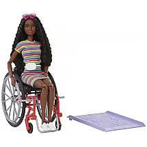 Boneca Barbie Fashionistas 166 com Cadeira de Rodas, Rampa e Acessórios Exclusivos