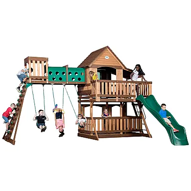 Playground Infantil de Madeira com