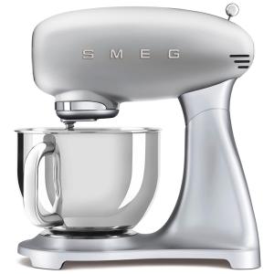 Batedeira Retrô anos 50 com 10 Velocidades Capacidade 4.8L, 600W, 110v, SMEG SMF02SVUS, Prateado