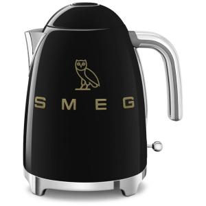 Chaleira Elétrica Smeg x OVO 1,7L da Coleção OVO, Chaleira SMEG da Linha Retrô dos Anos 50 - Preta