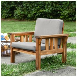 Poltrona infantil externa Martha Stewart Kids em madeira acácia natural com almofadas cinza 61cm