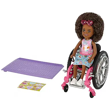 Boneca Barbie Chelsea Cadeirante com