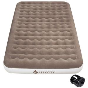 Colchão Inflável Camping Altura 22, com Bomba de Ar Recarregável