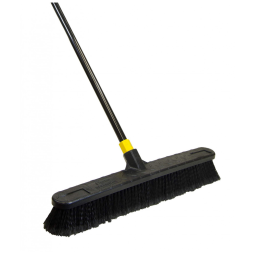 Vassoura Resistente para Uso Externo com Cabo de Aço, Quickie