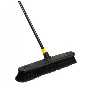 Vassoura Resistente para Uso Externo com Cabo de Aço, Quickie