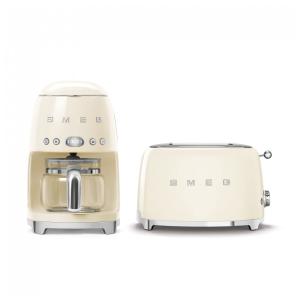 Conjunto Café da Manhã Smeg – Cafeteira Gotejamento Retro 10 xícaras Programável + Torradeira 2 Fatias Creme, BLF99CRUS – 110V