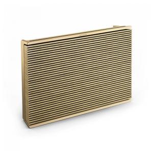 Caixa de som portátil Wi‑Fi Bang & Olufsen Beosound Level dourada carvalho claro multiroom 105W bateria 16h 110V