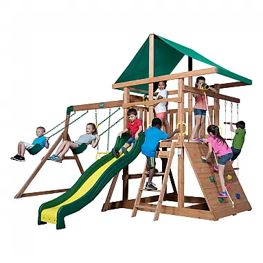 Playground Infantil de Madeira com
