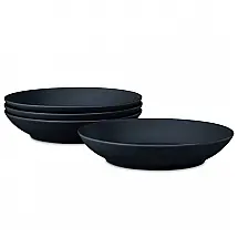 Conjunto de Pratos Fundo com 4 Peças, Formato Redondo, Material de Porcelana e Designer Clássico, Noritake 43817-560D, Preto