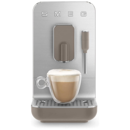 Cafeteira Automática Smeg com Vapor