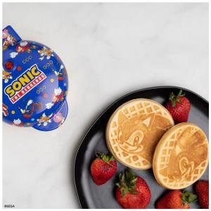 Mini Máquina de Waffle, Tema Sonic the Hedgehog com Revestimento Antiaderente, 110V 550W, Uncanny Brands, Azul