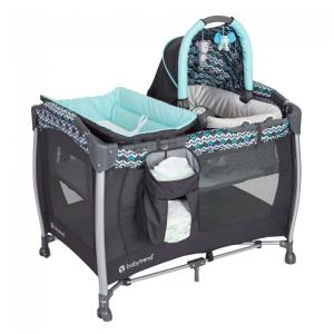 Berço Cercado Portátil com 2 Brinquedos que se Converte em Cadeira Balanço Independente, Baby Trend, Preto e Azul