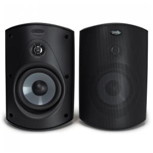 Caixas de som externas Polk Audio Atrium 5 pretas, par all‑weather com woofer de 12,7 cm e suporte Speed‑Lock