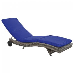 Espreguiçadeira de Vime para Piscina, Rattan PE com Almofada, Encosto Ajustável em 5 Níveis e Rodas para Fácil Movimentação, Outsunny