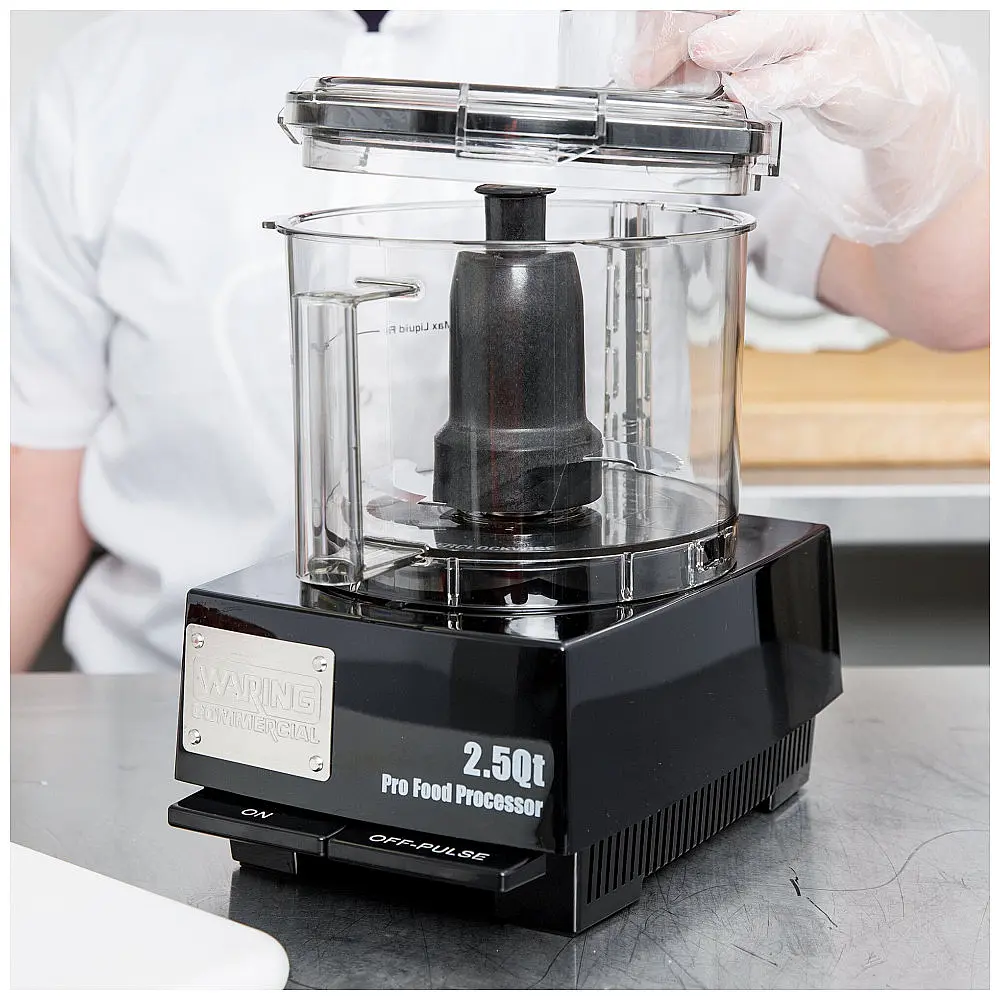 Waring WFP11SW Processador de Alimentos com Tigela 2,4 L - 0,761 CV, 110V — foto 2