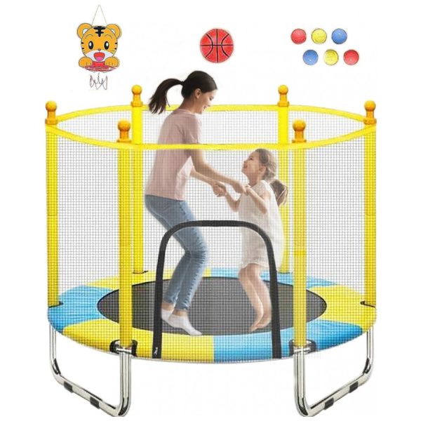 ectq7n7j9z4c0b_0 jpg - 55 Trampolim para crianças com cesta de basquete Trampolins recreativos internos e externos para crianças de 4,6 pés com rede de proteção, trampolim pequeno para bebês aprovados pela ASTM, presentes de aniversário para crianças multi