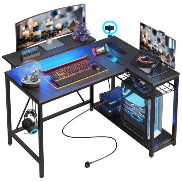 ectq9zzsgypb0b_0 jpg - Mesa Gamer em Fibra de Carbono 42 106 cm com Luz LED, Prateleiras Reversíveis, Tomadas, Gancho para Fone de Ouvido e Portas USB, 110V, Bestier, Preto