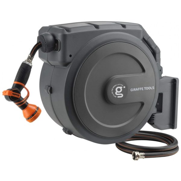 ectq2lgl9w180b_0 jpg - Mangueira de Jadim 39M com Enrolador Retrátil, Trava, Sistema de Retorno Lento e Suporte Giratório de 180, Giraffe Tools, Cinza Escuro