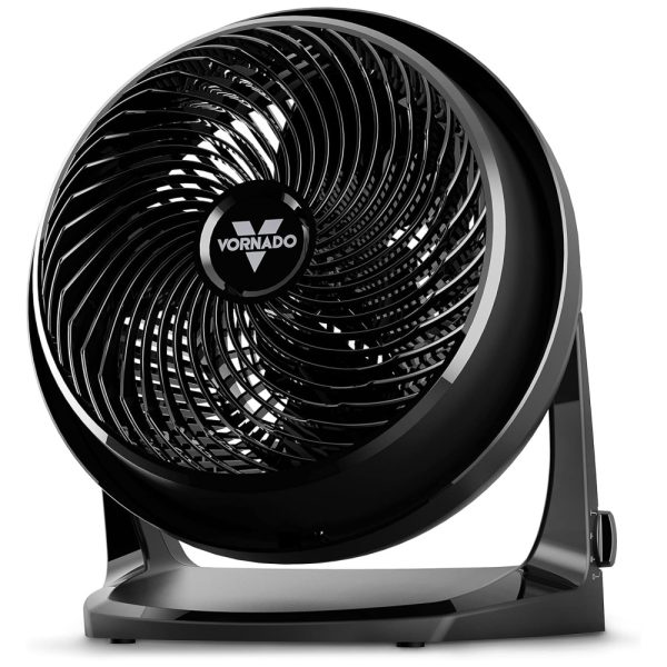 ectqypvny6n80b_0 jpg - Ventilador de Piso com 3 Velocidades com Fluxo de Ar Multi Direcional, 110V 47W, VORNADO CR1 0408 06BB, Preto