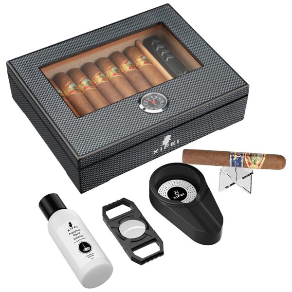 ectqmzth8vz90b_0 jpg - Umidor de Charutos XIFEI com Fibra de Carbono, Visor de Vidro e Acessórios Premium Capacidade para 25 60 Charutos, Garantindo Umidade e Estilo