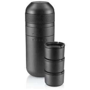 Cafeteira Elétrica Expresso Portátil 120 mL 15 Bar e com Capacidade 16g de Café Moido WACACO MINIPRESSO KIT FBA Preto