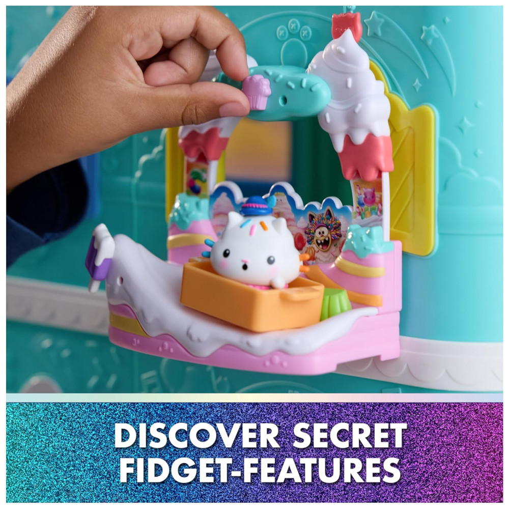 Gabby's Dollhouse: O Filme, Varanda de Doces Cakey Cats com Boneco de Brinquedo e Acessórios de Casa de Bonecas, Brinquedos para Meninas e Meninos - Imagem 3