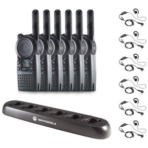 Rádio Comunicador Walkie Talkie Motorola CLS1410 com Fones de Ouvido e Carregador de 6 Vias