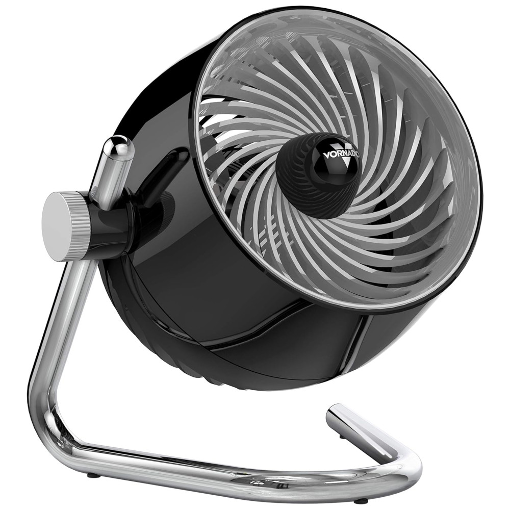 Ventilador Compacto 3 Velocidades e Eixo Pivotante Multidirecional 110V VORNADO CR1 0356 06 Preto