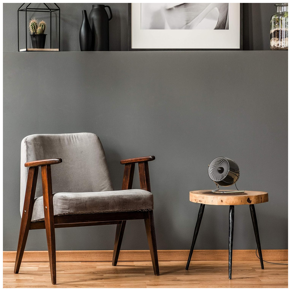 Ventilador Compacto 3 Velocidades e Eixo Pivotante Multidirecional 110V VORNADO CR1 0356 06 Preto - Imagem 7