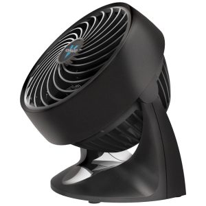 Ventilador de Mesa Portátil 2 Velocidades 110V 25W VORNADO 133 CR1 0221 06 Preto