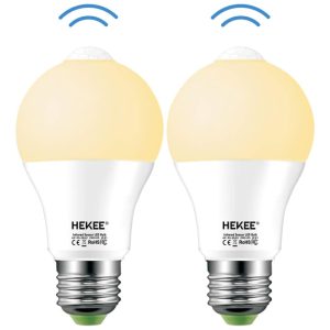 Motion Lâmpada LED Sensor de Movimento 810LM 9W 2 Un Bivolt HEKEE Branco