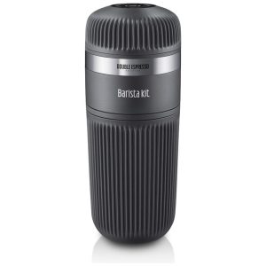Cafeteira Elétrica Expresso Portátil 120 mL 18 Bar e com Capacidade de 16g de Café Moído WACACO BARISTA KIT FBA Preto