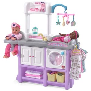 Berçário Playset Love Care Deluxe para Crianças. Compacto e Durável com Berço Trocador Incluso. Step2
