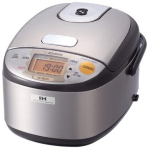 Panela de Arroz Elétrica Capacidade 540 mL 700W 110v ZOJIRUSHI NP GBC05XT Marrom