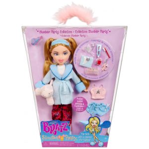Boneca de Moda Bratz Slumber Party Cloe com 2 Conjuntos de Pijamas Pelúcia e Acessórios