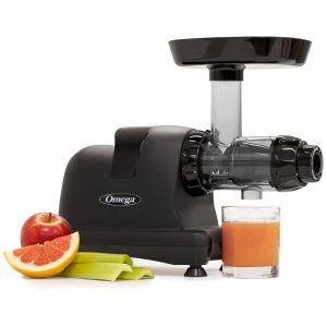 Espremedor de Frutas de Mastigação Lenta com Estágio Triplo 200W Omega Juicer J8006HDBLK Preto