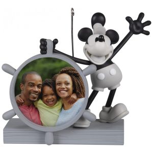Enfeite de Natal Hallmark Keepsake Disney Mickey Mouse "Ahoy There!" Steamboat Willie 2022 Plástico 10x83x53 cm