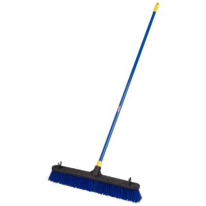 Vassoura Profissional para Trabalhos Pesados com Cabo de Aço 2 UN Quickie 5992 Azul