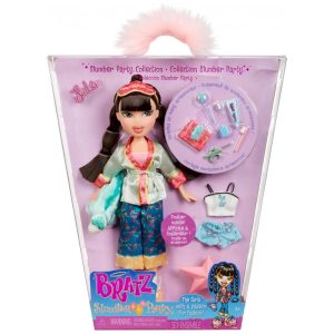 Boneca de Moda Bratz Slumber Party Jade com 2 Conjuntos de Pijamas Pelúcia e Acessórios