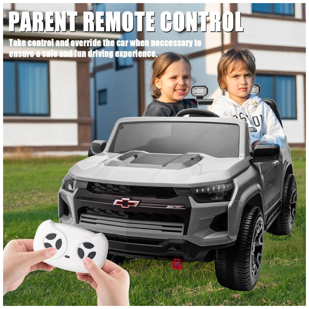 ECTQ6VHHC96C0B_3-1.jpg - Carro Elétrico Infantil Chevrolet Colorado Licenciado 24V 2 Lugares 4WD Controle Remoto Música Alarme Megafone Cinza