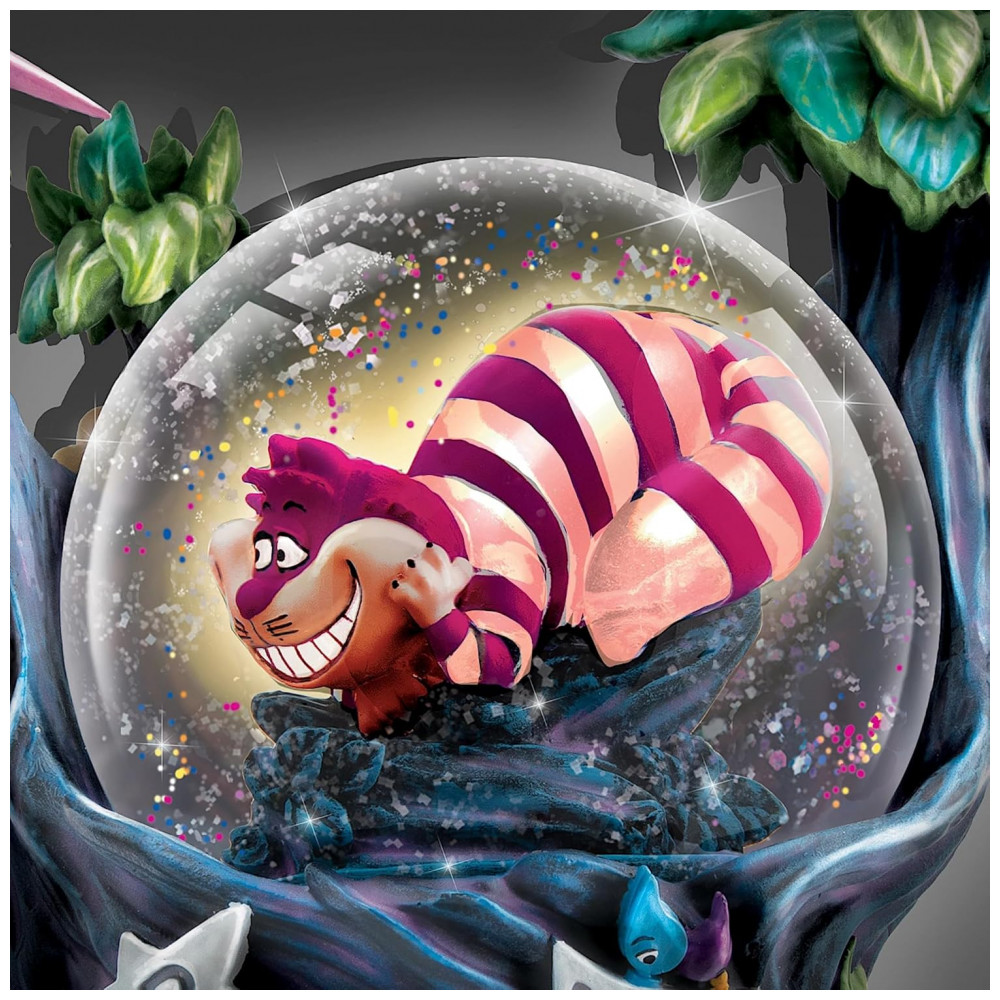 ECTQCT9ZCMPC0B_1-1.jpg - Globo de Neve Musical Iluminado Disney Alice no País das Maravilhas, Bradford Exchange - 17,1 cm
